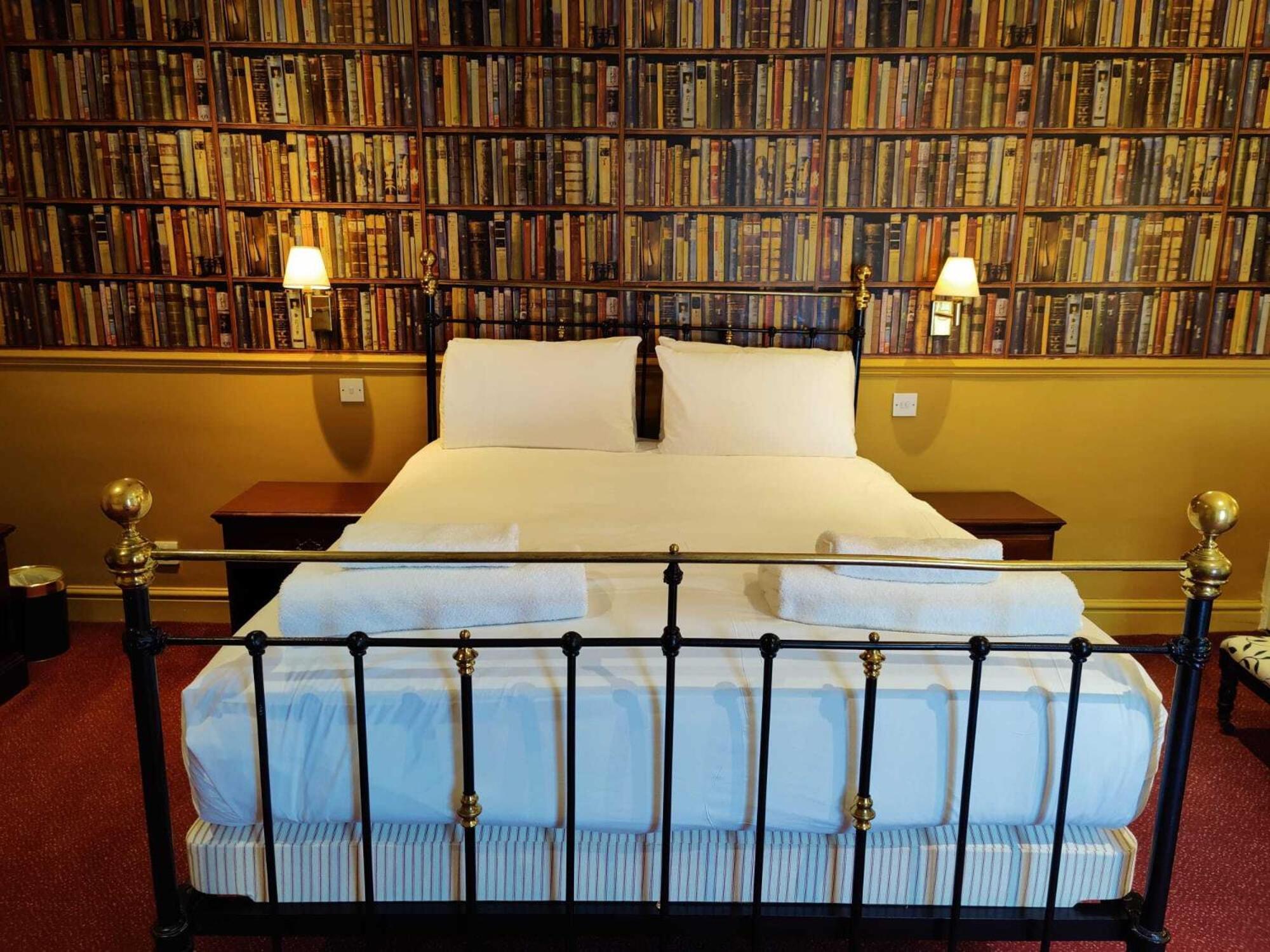 The Crown Hotel Framlingham Room photo